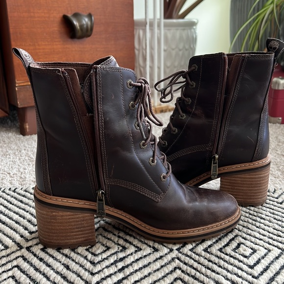 Women’s size 7.5 Timberland waterproof lace up boots - Picture 2 of 6